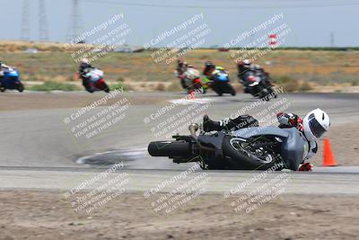 media/May-29-2023-Lets Ride (Mon) [[943717a907]]/C Group/1240pm (Grapevine)/